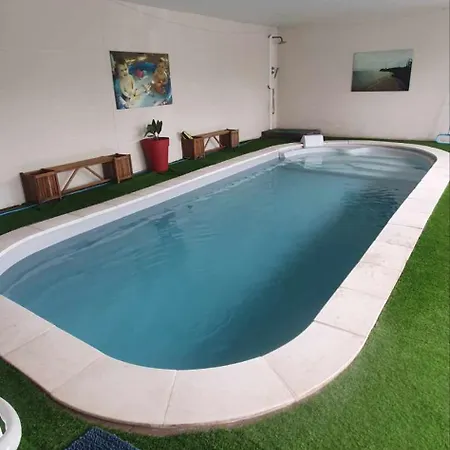 Boubou 10 Βίλα *